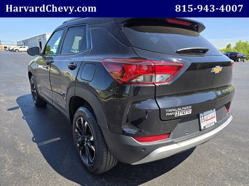 Used 2023 Chevrolet TrailBlazer LT w/ Convenience Package AWD/4WD image 6