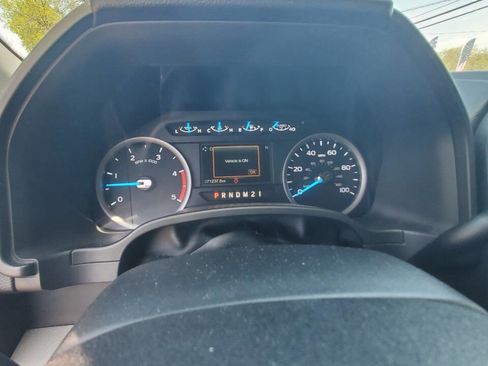 Used 2017 Ford F350 XLT w/ XLT Premium Package AWD/4WD image 18