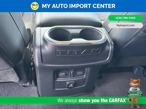 Used 2018 Nissan Titan SV w/ SV Convenience Package AWD/4WD image 26