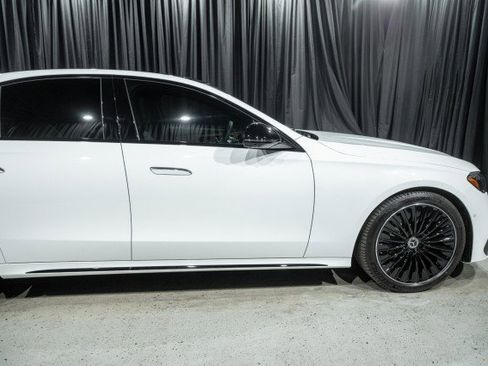 New 2026 Mercedes-Benz E 350 Sedan image 4
