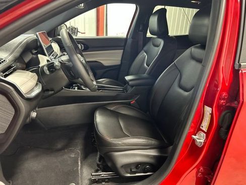 Used 2024 Jeep Compass Limited AWD/4WD image 13