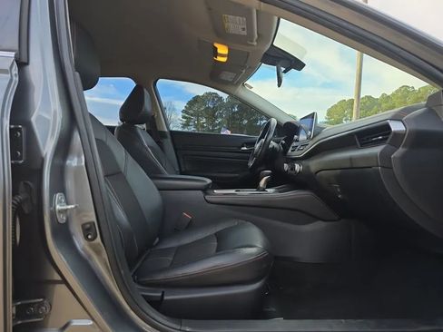 Used 2020 Nissan Altima 2.5 SR image 40