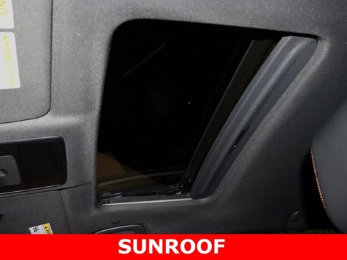 Used 2025 Honda CR-V Sport Touring image 17