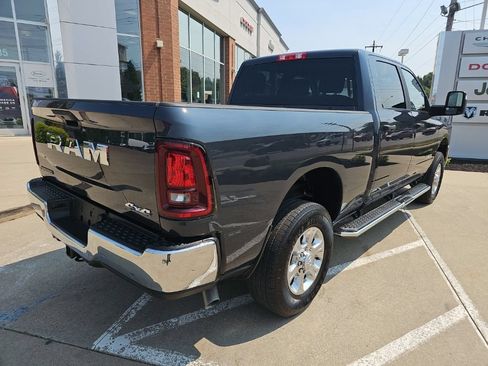 Certified 2025 RAM 2500 Big Horn AWD/4WD image 14