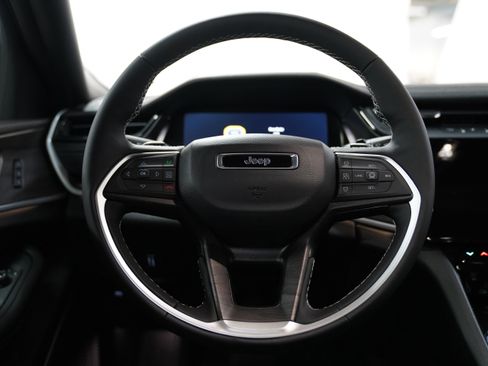 New 2026 Jeep Grand Cherokee Limited w/ Limited Altitude Package image 18