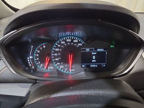 Used 2020 Chevrolet Trax LT w/ LT Convenience Package FWD image 10