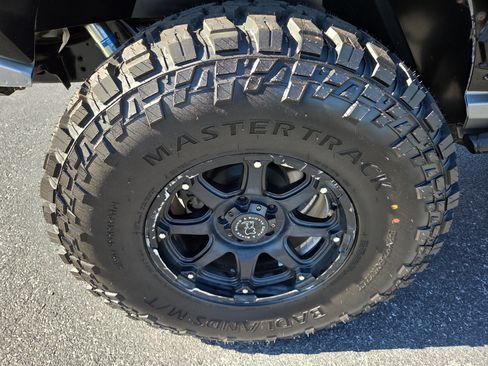 Used 2019 Jeep Wrangler Sport AWD/4WD image 11