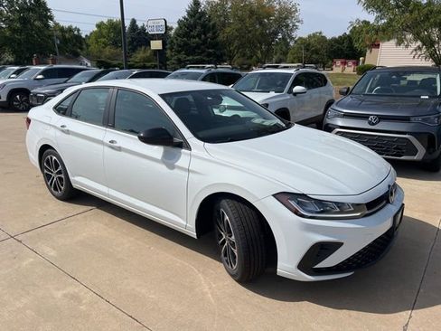 New 2025 Volkswagen Jetta Sport image 1