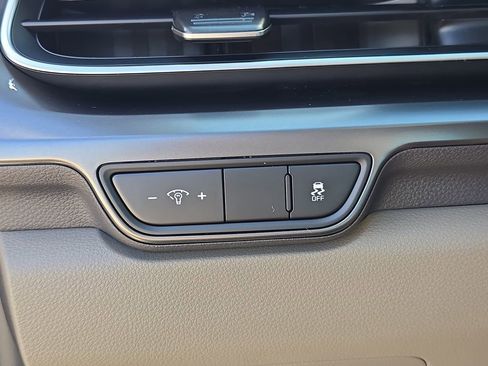 New 2026 Kia Carnival FWD image 28