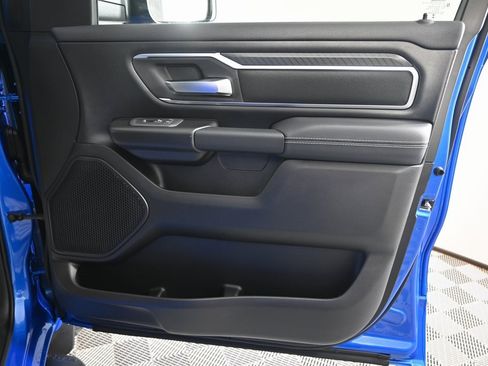 New 2026 RAM 1500 4x4 Crew Cab image 13