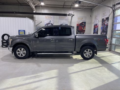 Used 2017 Ford F150 Lariat image 14