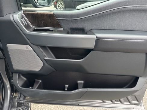 Used 2021 Ford F150 Lariat image 37