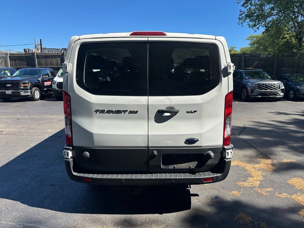 Used 2024 Ford Transit 350 XLT RWD image 6