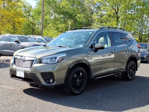 Used 2019 Subaru Forester Limited AWD/4WD image 3