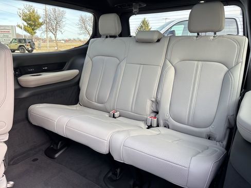 New 2026 Jeep Grand Wagoneer Summit AWD/4WD image 50