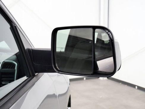 Used 2022 RAM 1500 Big Horn AWD/4WD image 39