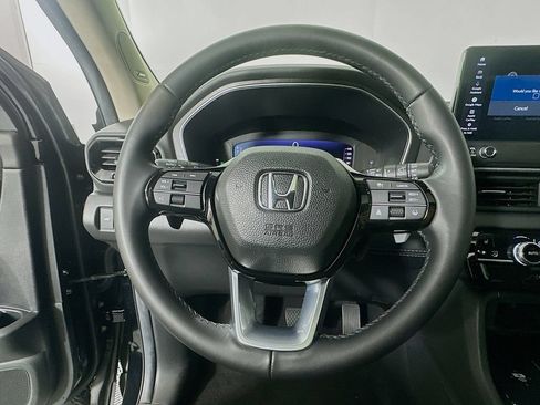 Used 2026 Honda Pilot Touring image 11