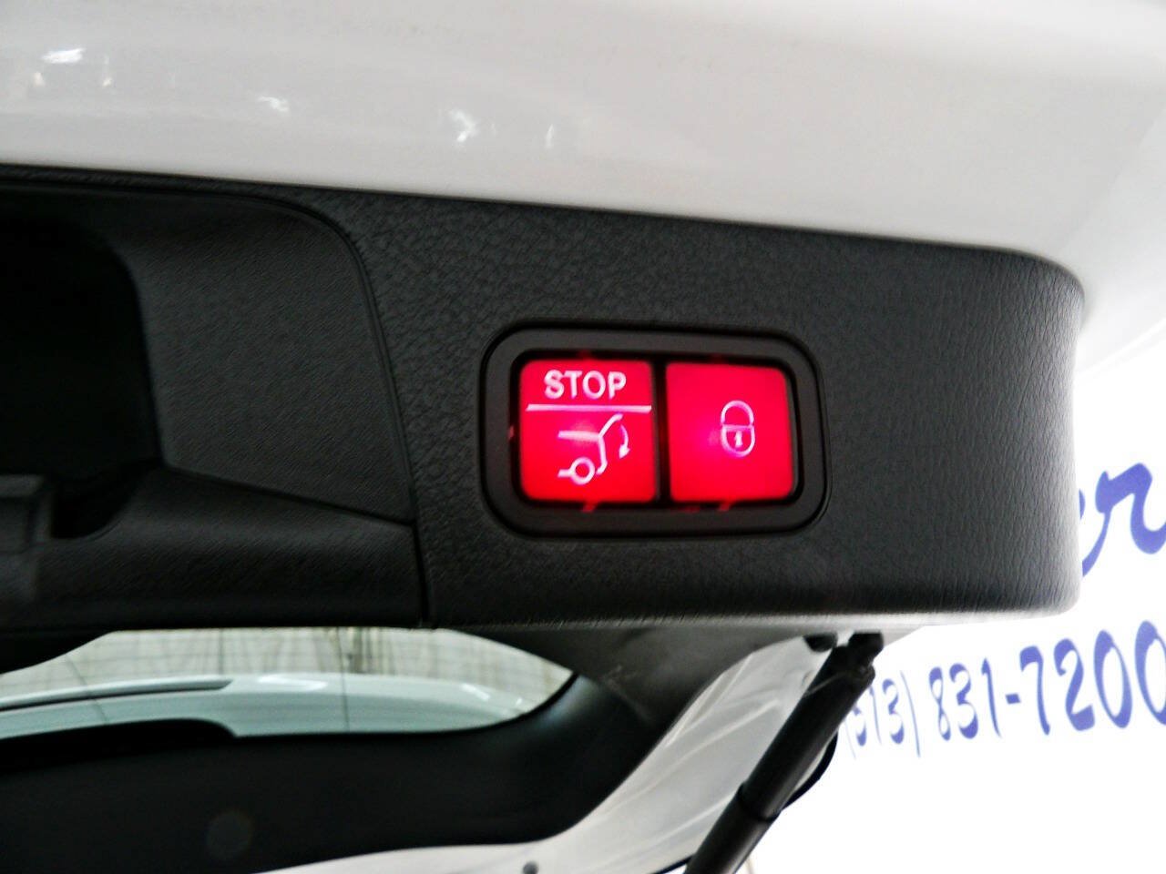Used 2021 Mercedes-Benz GLB 250 4MATIC image 14