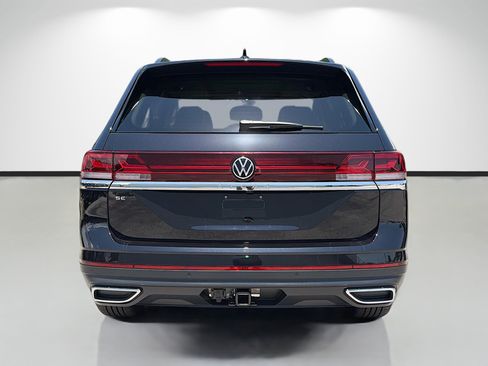 New 2026 Volkswagen Atlas SE FWD image 4