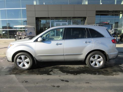 Used 2011 Acura MDX w/ Technology & Entertainment image 3