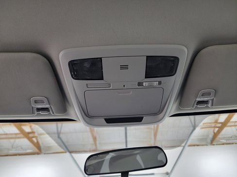 Used 2018 Subaru Outback 2.5i image 19