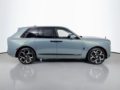 New 2026 Rolls-Royce Cullinan Black Badge AWD/4WD image 9