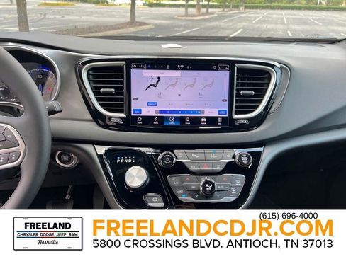 New 2026 Chrysler Voyager LX image 24