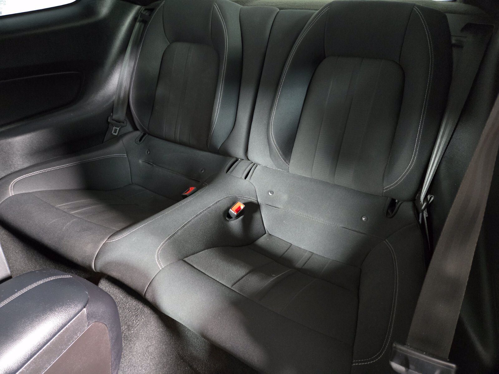 Used 2019 Ford Mustang Coupe w/ Ford Safe & Smart Package RWD image 5