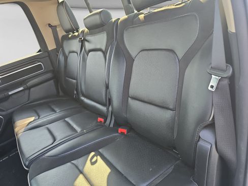 Used 2021 RAM 1500 Laramie AWD/4WD image 13