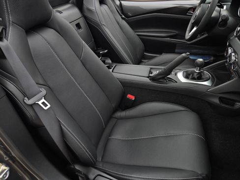 New 2026 MAZDA MX-5 Miata RF Grand Touring RWD image 13