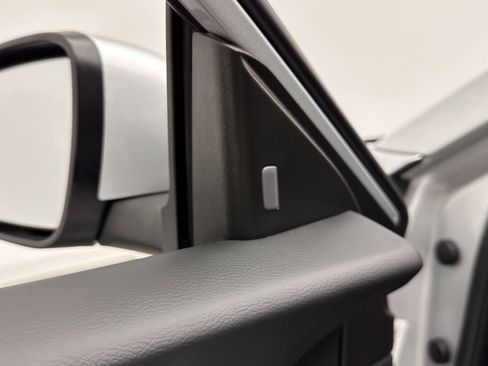 Used 2023 Nissan Sentra SV image 13