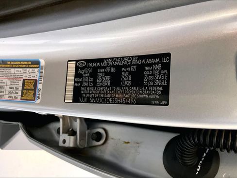 Certified 2025 Hyundai Tucson SEL FWD image 33