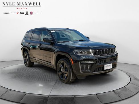 New 2026 Jeep Grand Cherokee L Limited w/ Limited Altitude Package AWD/4WD image 2