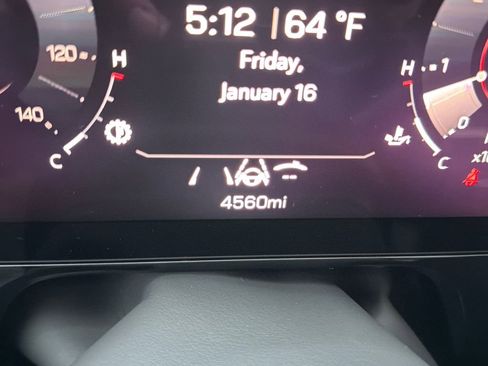 Used 2026 GMC Yukon XL Denali w/ Denali Reserve Package image 19