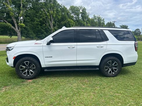 Used 2023 Chevrolet Tahoe Z71 AWD/4WD image 7