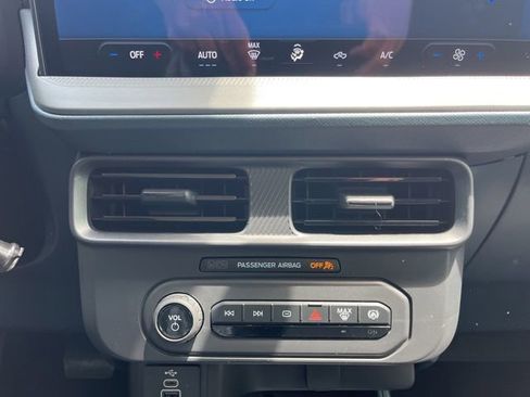 Used 2025 Ford Maverick XL FWD image 22