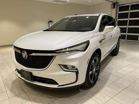 Certified 2022 Buick Enclave Essence w/ Experience Buick Package FWD image 1