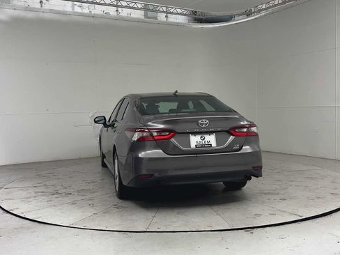 Used 2021 Toyota Camry LE w/ Cold Weather Package AWD/4WD image 5