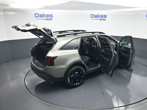 Certified 2025 Kia Sorento SX AWD/4WD image 62