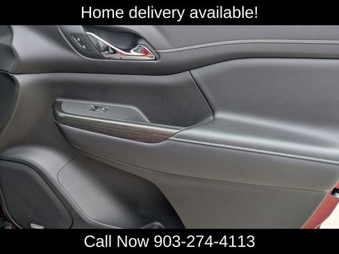 Used 2021 GMC Acadia SLT image 36