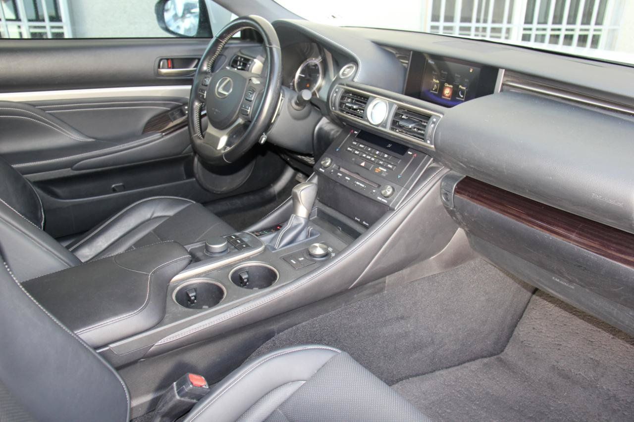 Used 2016 Lexus RC 200t RWD image 24