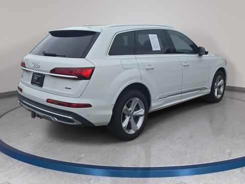 Used 2021 Audi Q7 3.0T Premium w/ Convenience Package AWD/4WD image 5