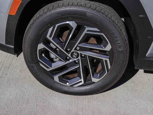 New 2025 Hyundai Tucson Limited image 13