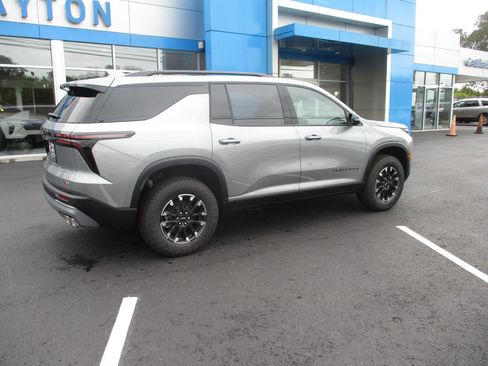 New 2026 Chevrolet Traverse Z71 w/ Driver Confidence Package image 3