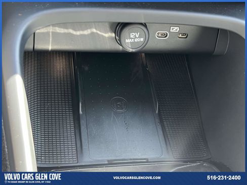 Used 2026 Volvo XC40 B5 Plus w/ Protection Package Premier AWD/4WD image 32