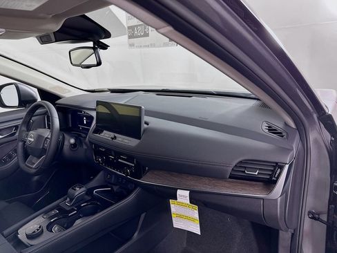 New 2026 Nissan Rogue Platinum w/ Platinum Premium Package image 38