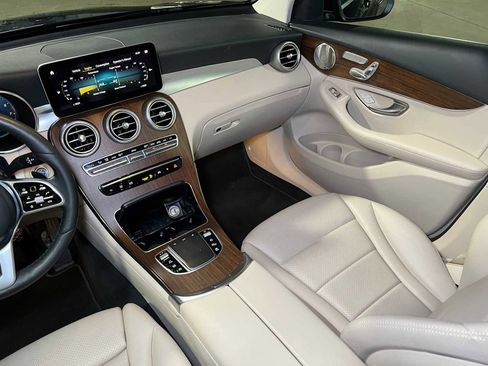 Certified 2021 Mercedes-Benz GLC 300 4MATIC image 42