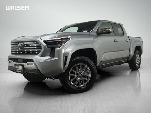 Used 2024 Toyota Tacoma Limited image 1