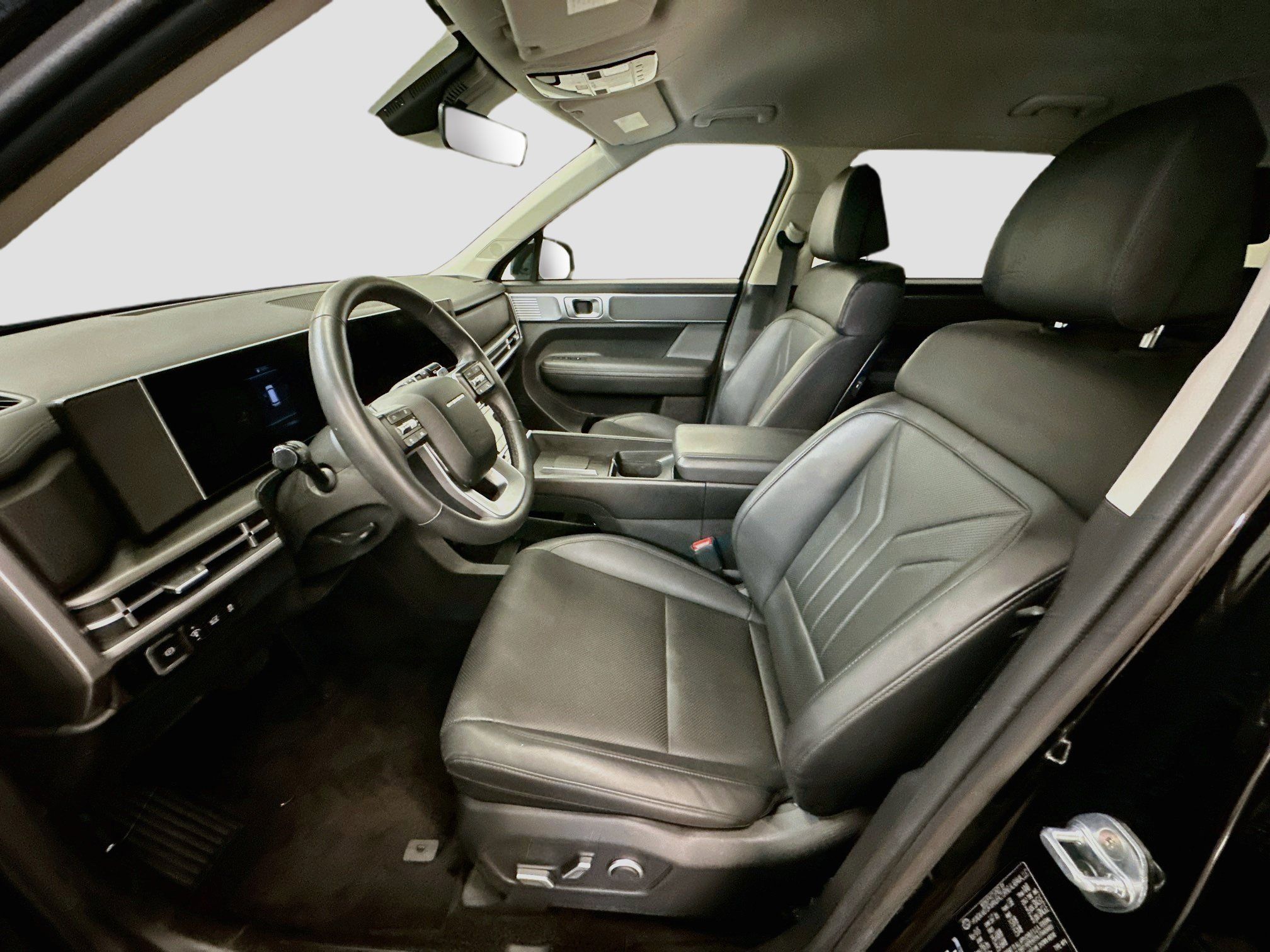 Used 2026 Hyundai Santa Fe SEL AWD/4WD image 13
