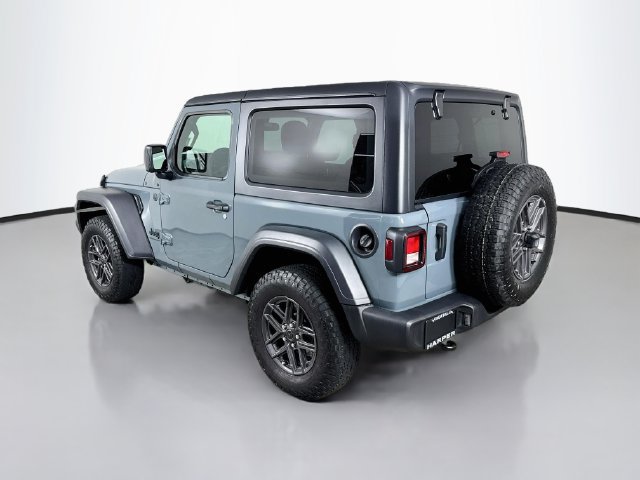 Used 2025 Jeep Wrangler Sport AWD/4WD image 10
